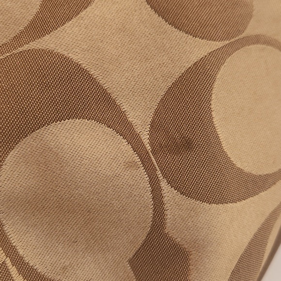 Coach canvas handbag tan and gold - Picture 8 of 9